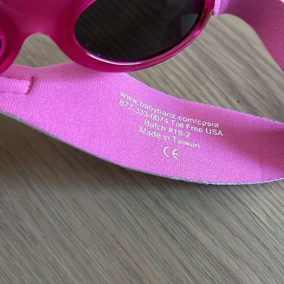 Banz baby pink sunglasses - Picture 3 of 3